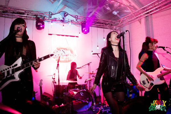 Dum Dum Girls