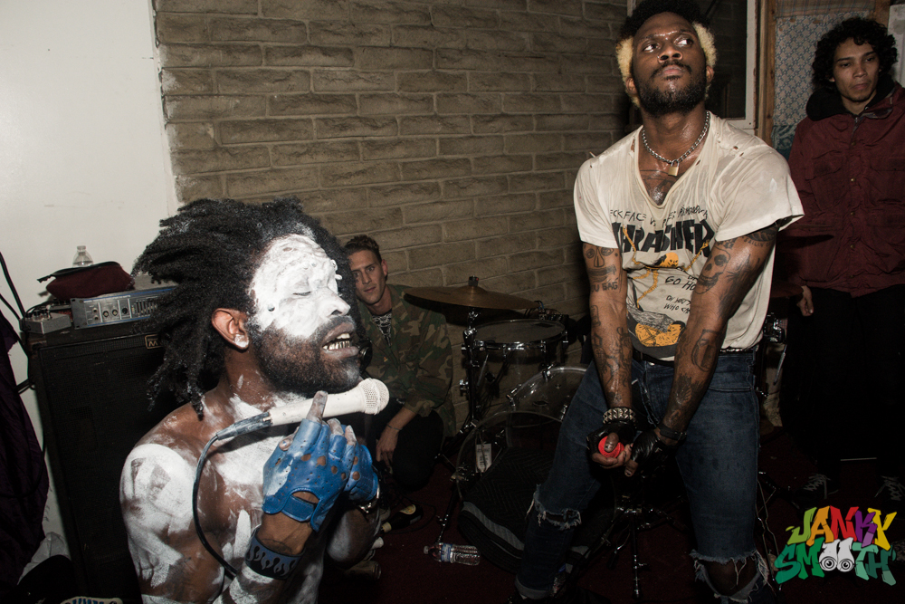 Ho99o9
