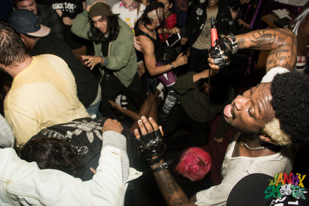 Ho99o9