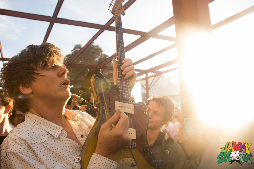 Thurston Moore homage to guitar gods