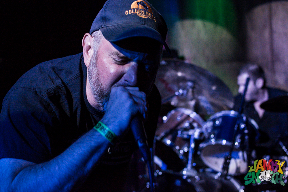 To The Point at Los Globos