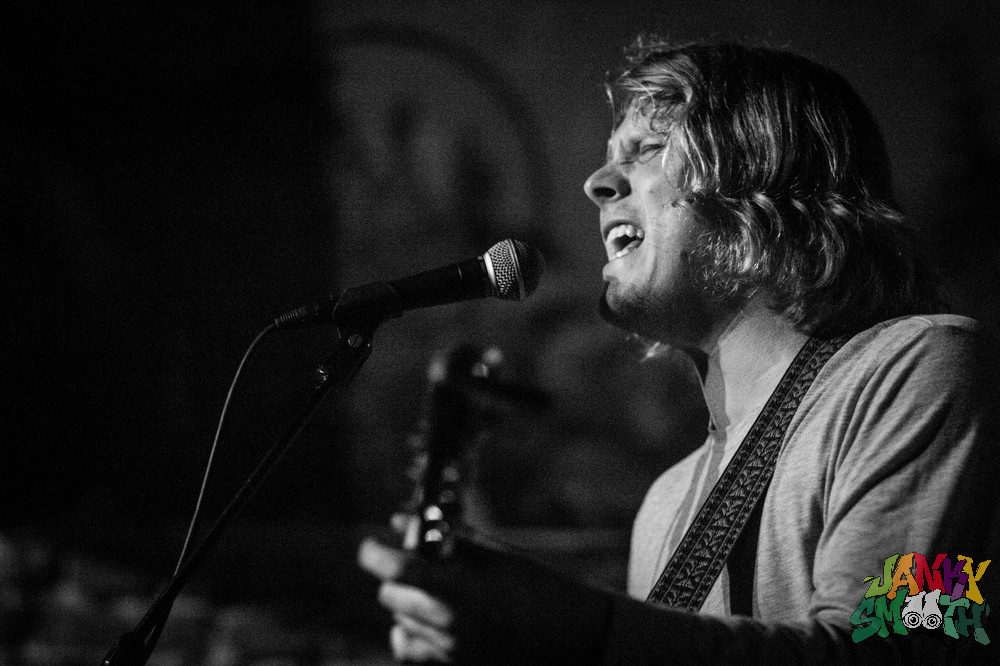 Ty Segall at The Smell shot by Julien Kelly