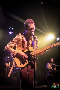 Cody of Shannon and the Clams at El Rey