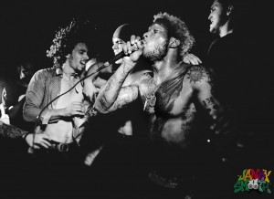 Yeti of Ho99o9 Consumed by Fans at The Del Monte Speakeasy