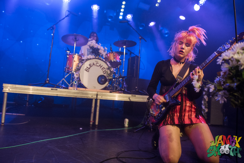 Bleached at Teragram Ballroom by Taylor Wong