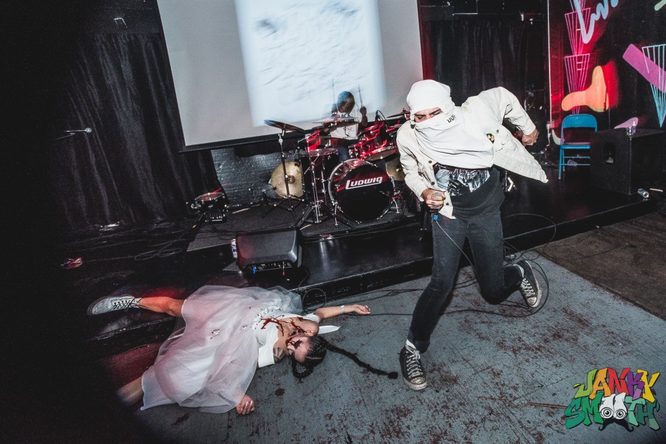 Kate Mo$$ by Taylor Wong