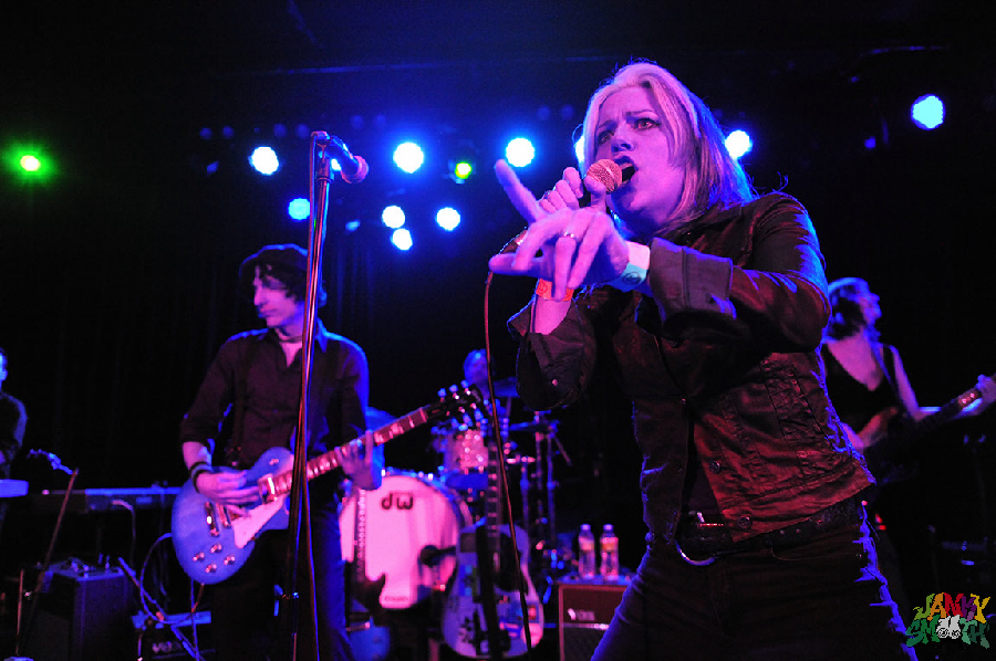 Donita Sparks joins Jesse Malin and friends at The Roxy