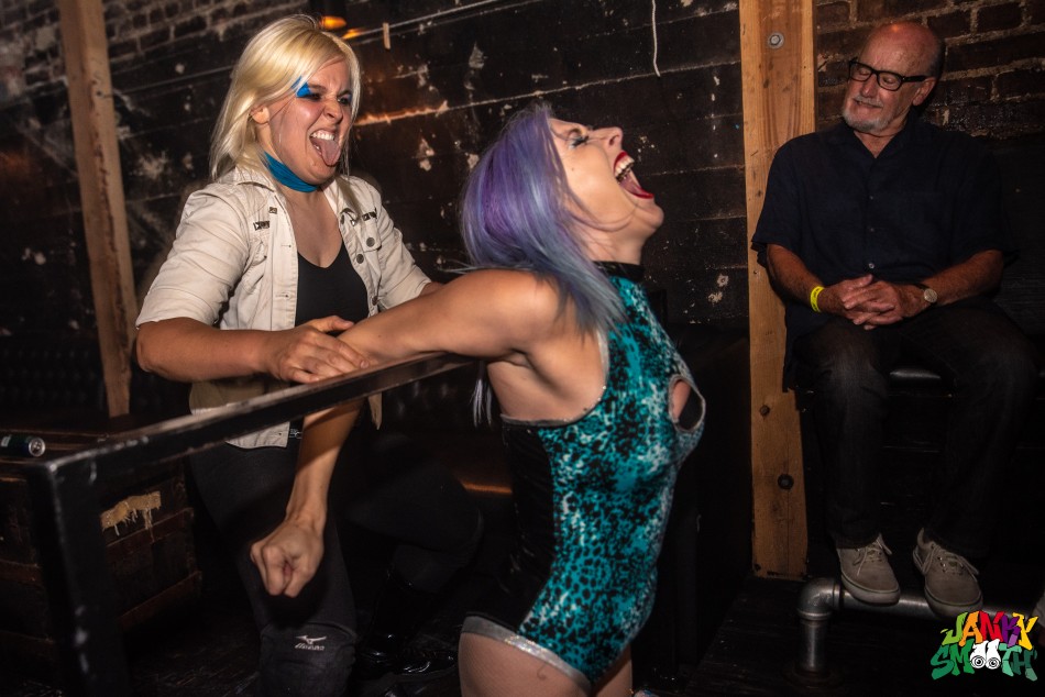 Tuna vs Heather Monroe