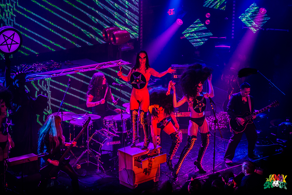 The Voluptuous Horror of Karen Black