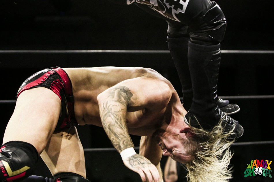 Trey Miguel v Adam Brooks