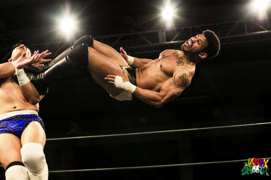 Jake Atlas vs Desmond Xavier