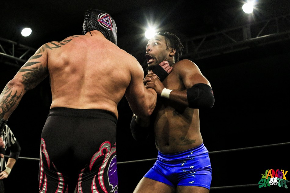 Shane Strickland v Mil Muertas