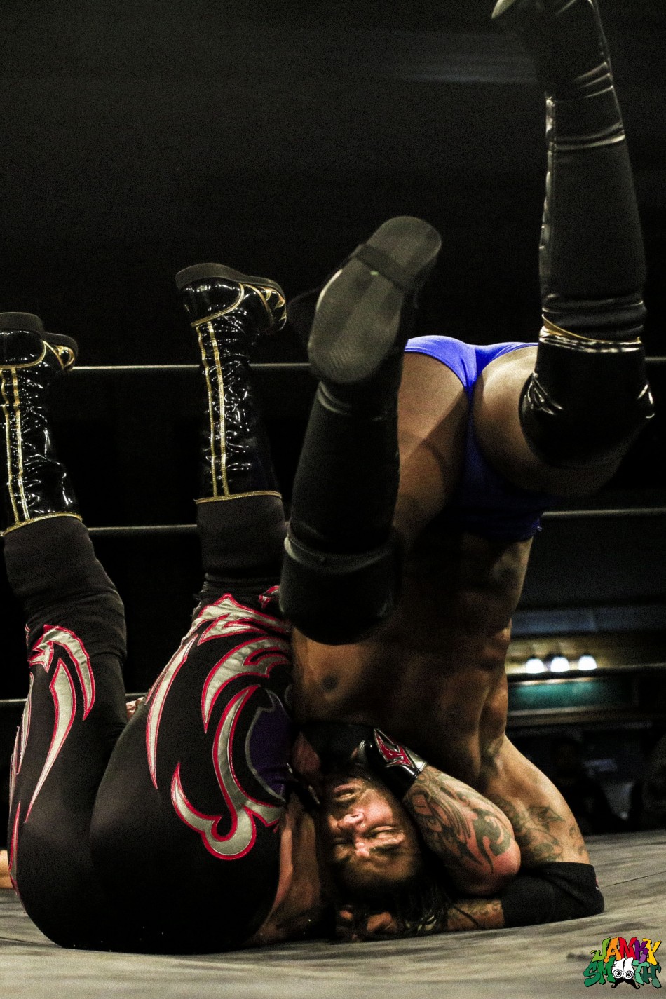 Shane Strickland v Mil Muertas