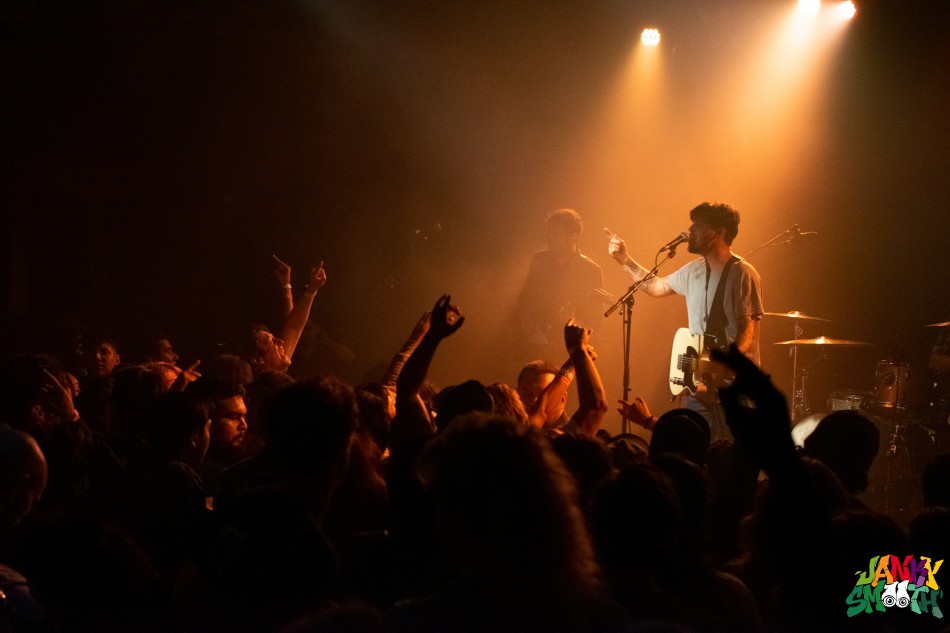 Wavves