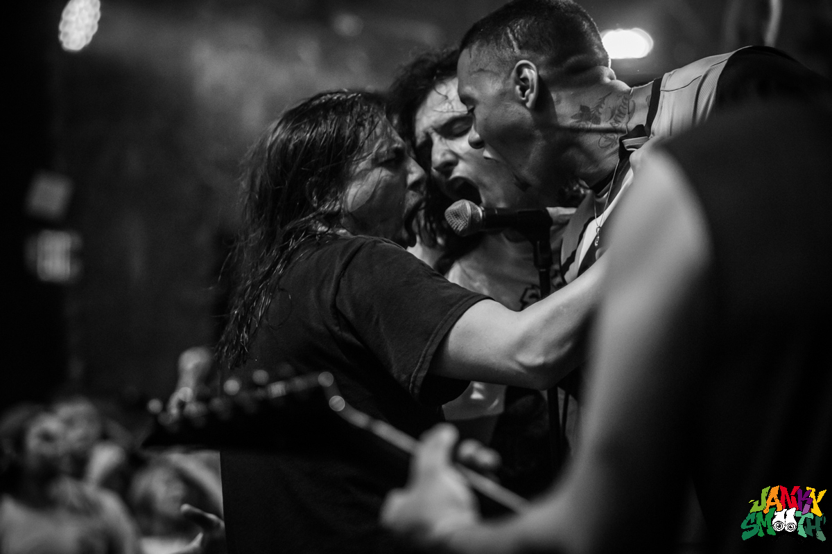 Power Trip shot by Veronika Reinert