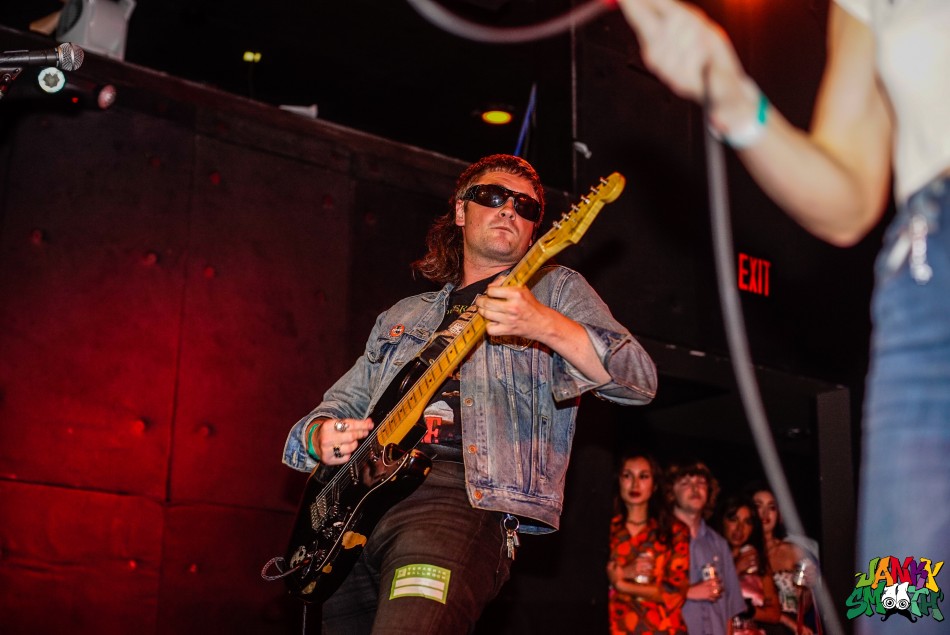 Amyl and the Sniffers shot by Anthony Mehlhaff