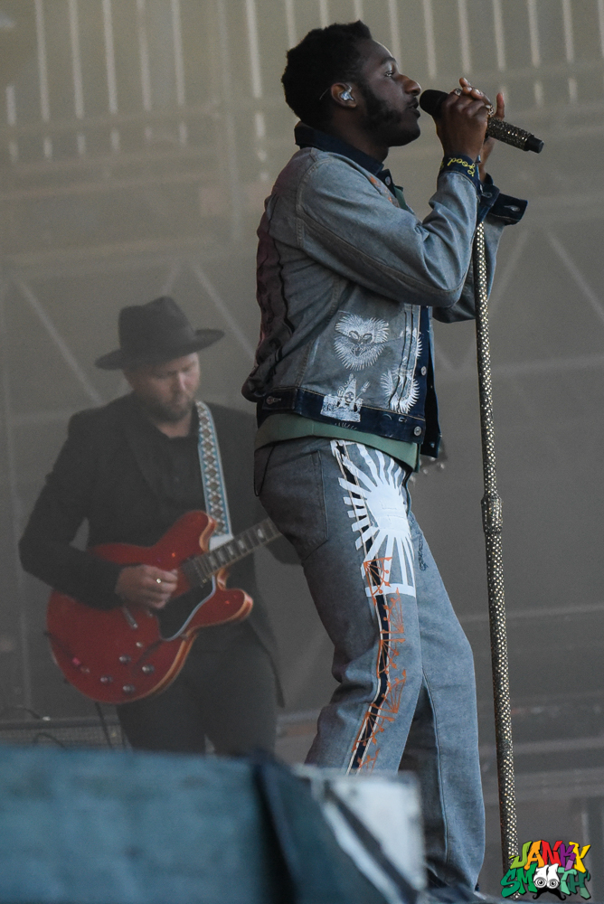 Leon Bridges