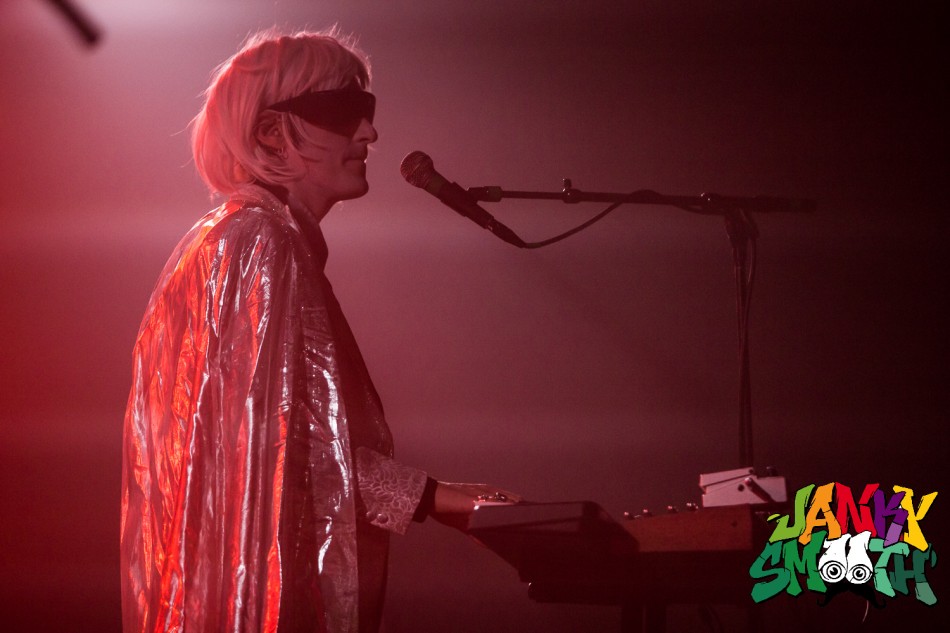 Drab Majesty