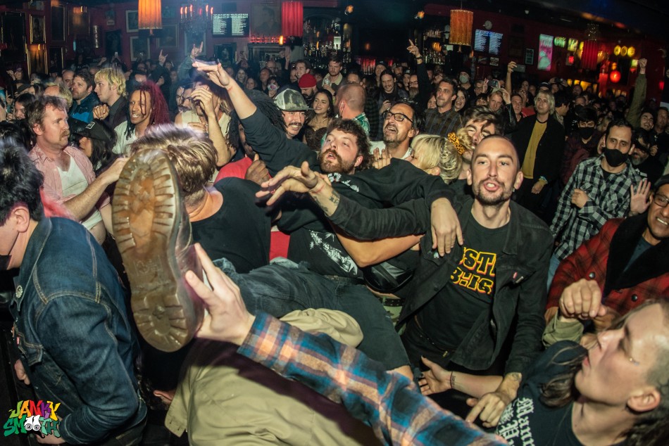 the spits at alexs bar by Albert Licano