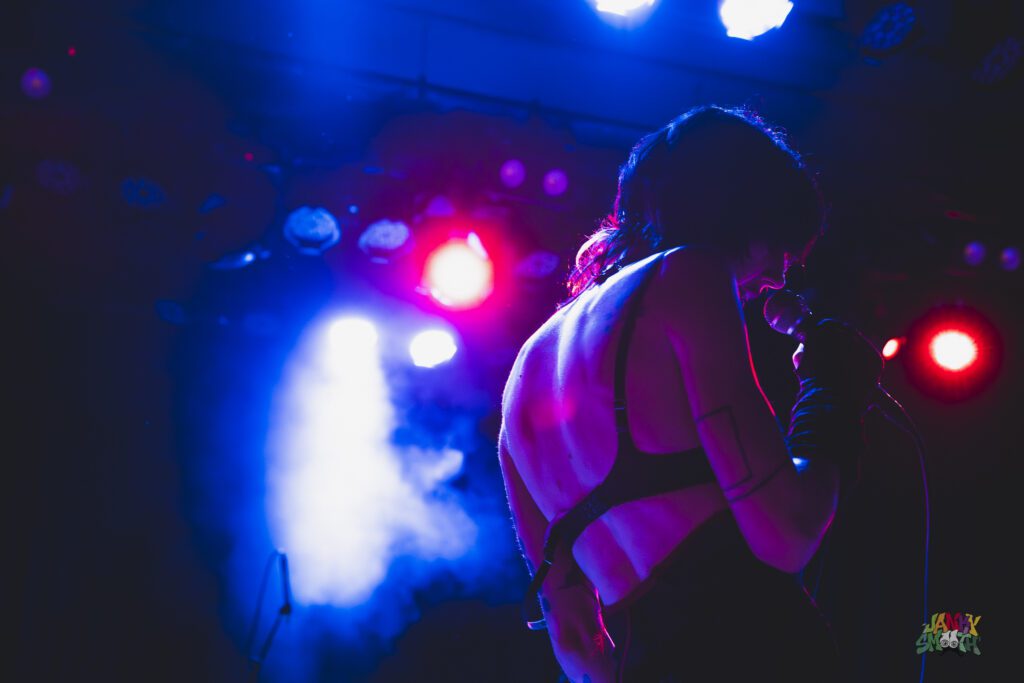 Dove Armitage at The Roxy by Taylor Wong