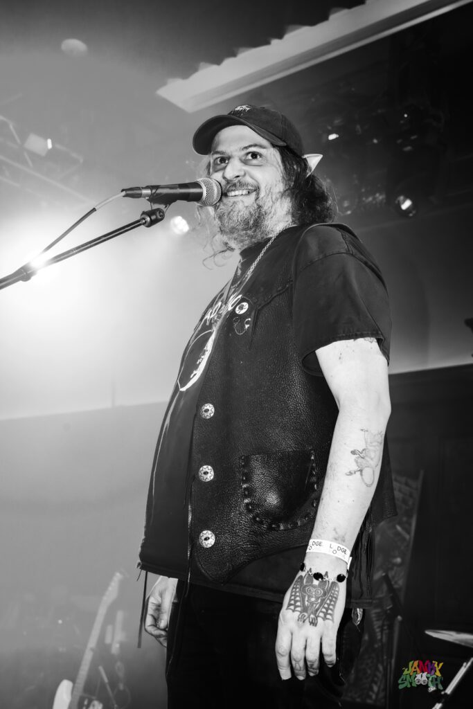 King Tuff Farewell at The Lodge Room by Taylor Wong