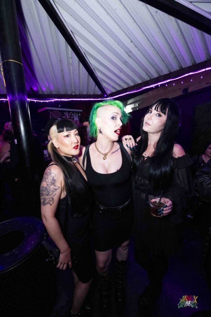 Das Bunker Summer Massive at Catch One by Taylor Wong