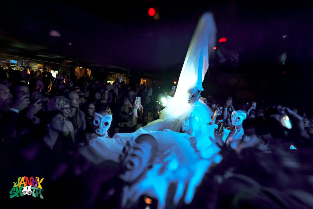 Geneva Jacuzzi at Substance 2025 by Chris Molina