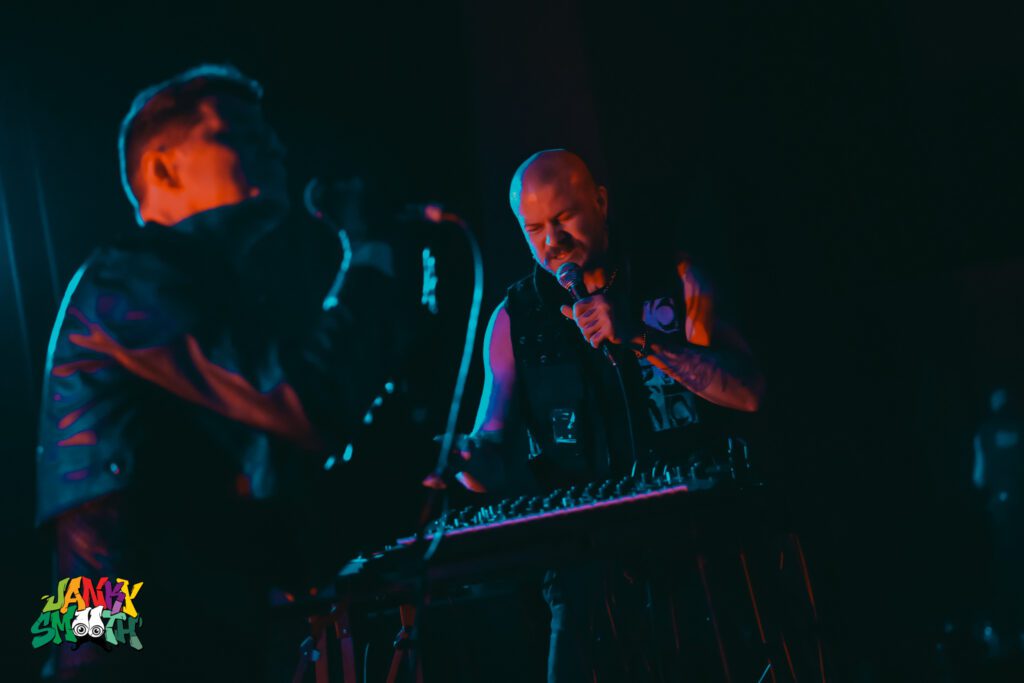 Sleek Teeth at Substance 2025 by Chris Molina