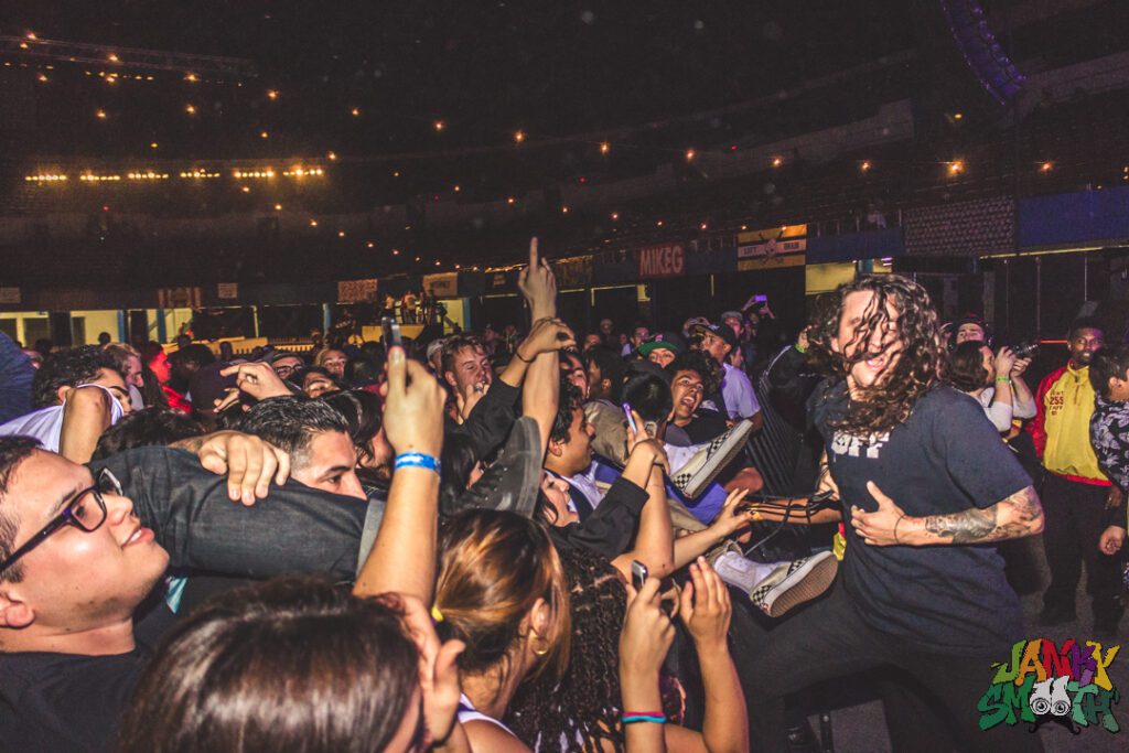 Trash Talk by Oscar Diaz